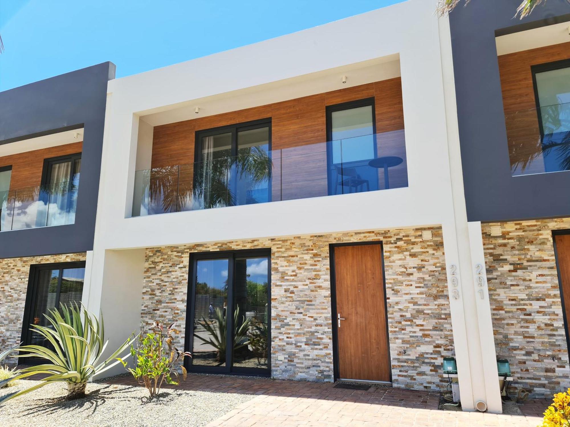 Tuscany Residence Aruba Palm Beach Exterior foto
